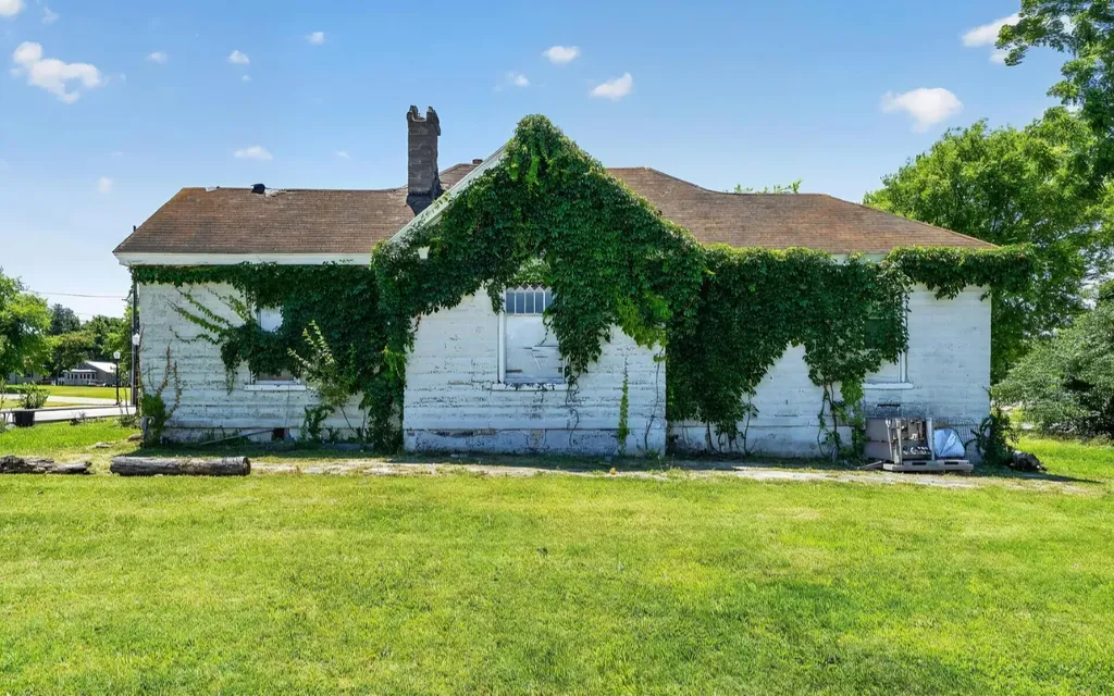 1105 S Campbell Street Hopkinsville KY 42240