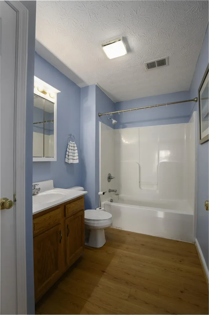 322 2nd Street Midway KY 40347