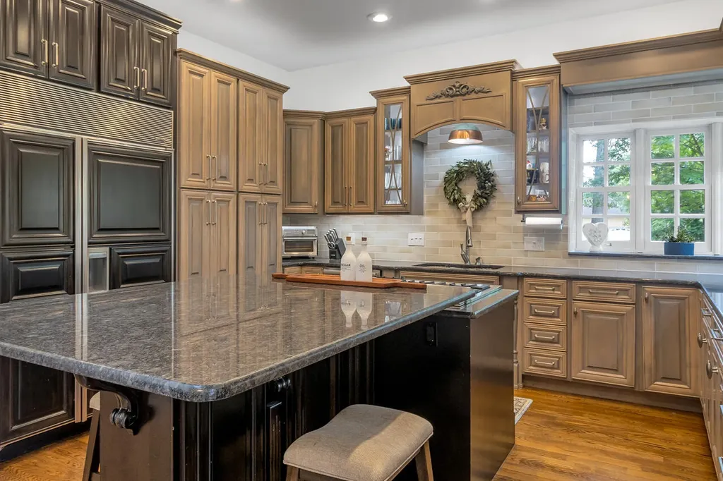 1500 Spring Hill Court Murray KY 42071