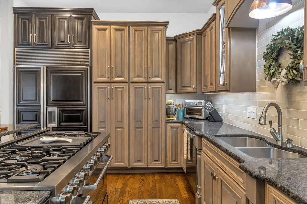 1500 Spring Hill Court Murray KY 42071