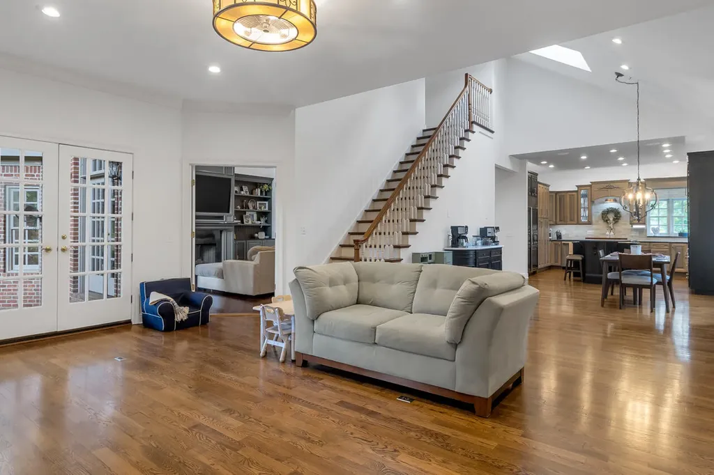 1500 Spring Hill Court Murray KY 42071
