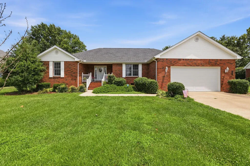 1405 Fleetwood Drive Murray KY 42071