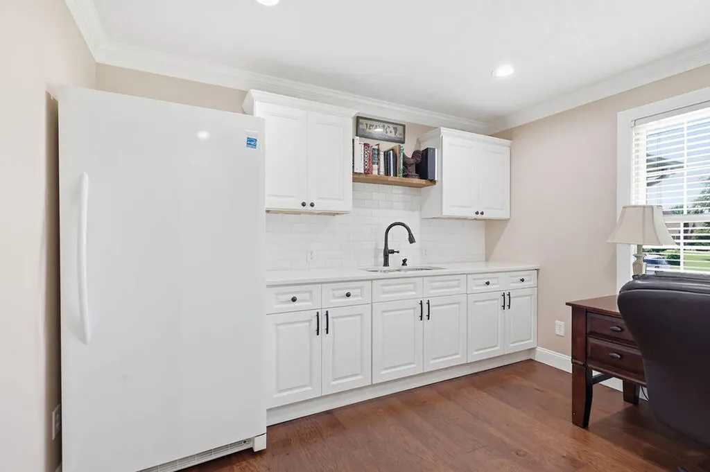 1405 Fleetwood Drive Murray KY 42071
