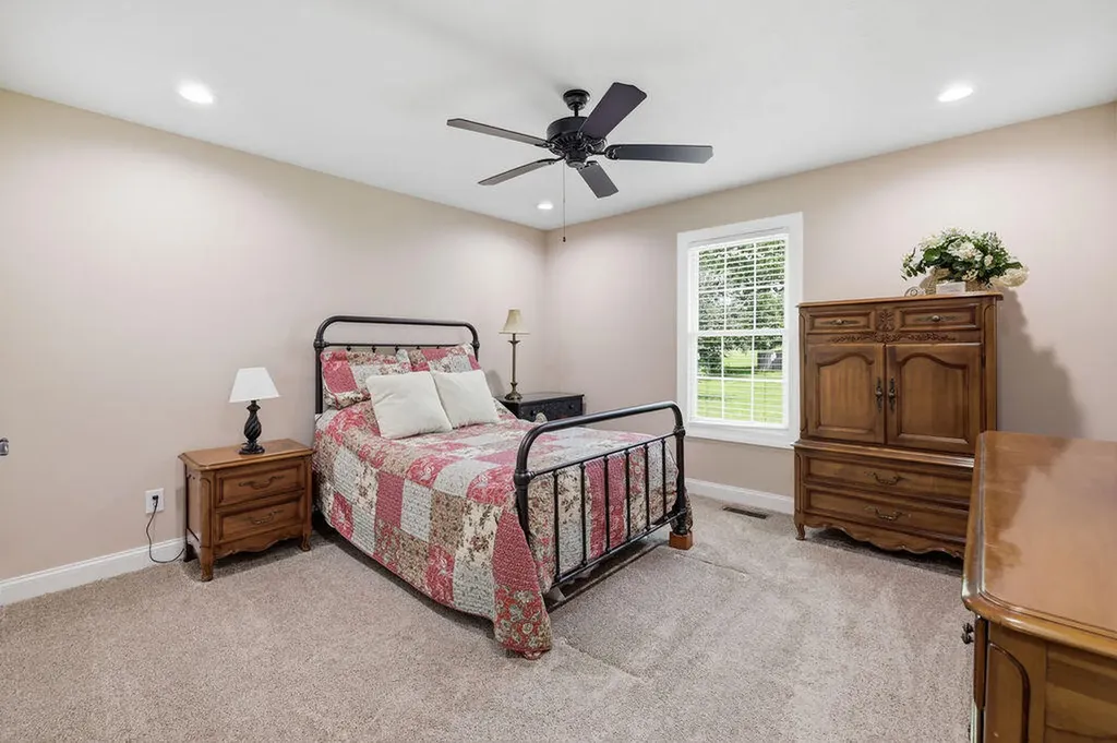 1405 Fleetwood Drive Murray KY 42071