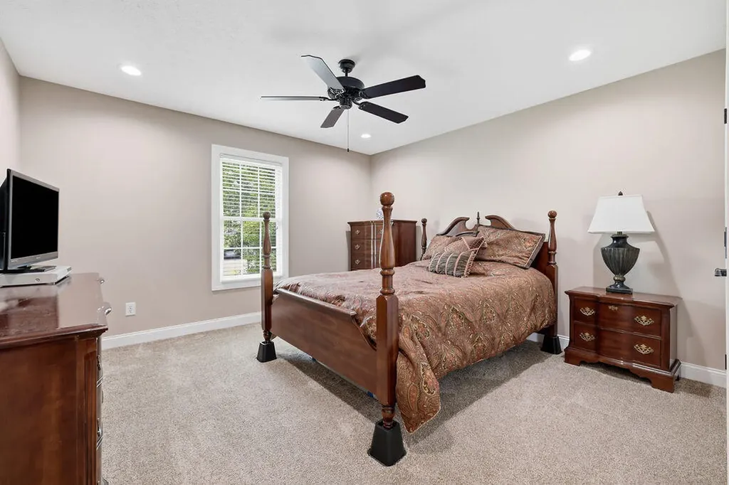 1405 Fleetwood Drive Murray KY 42071
