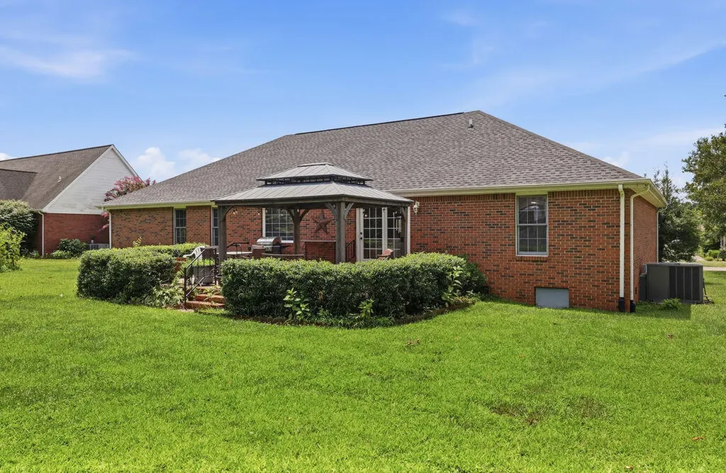 1405 Fleetwood Drive Murray KY 42071