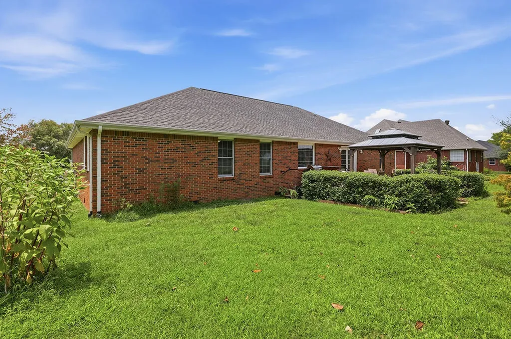 1405 Fleetwood Drive Murray KY 42071