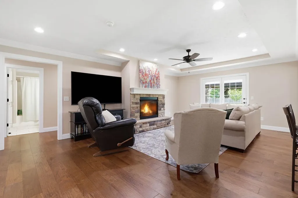 1405 Fleetwood Drive Murray KY 42071