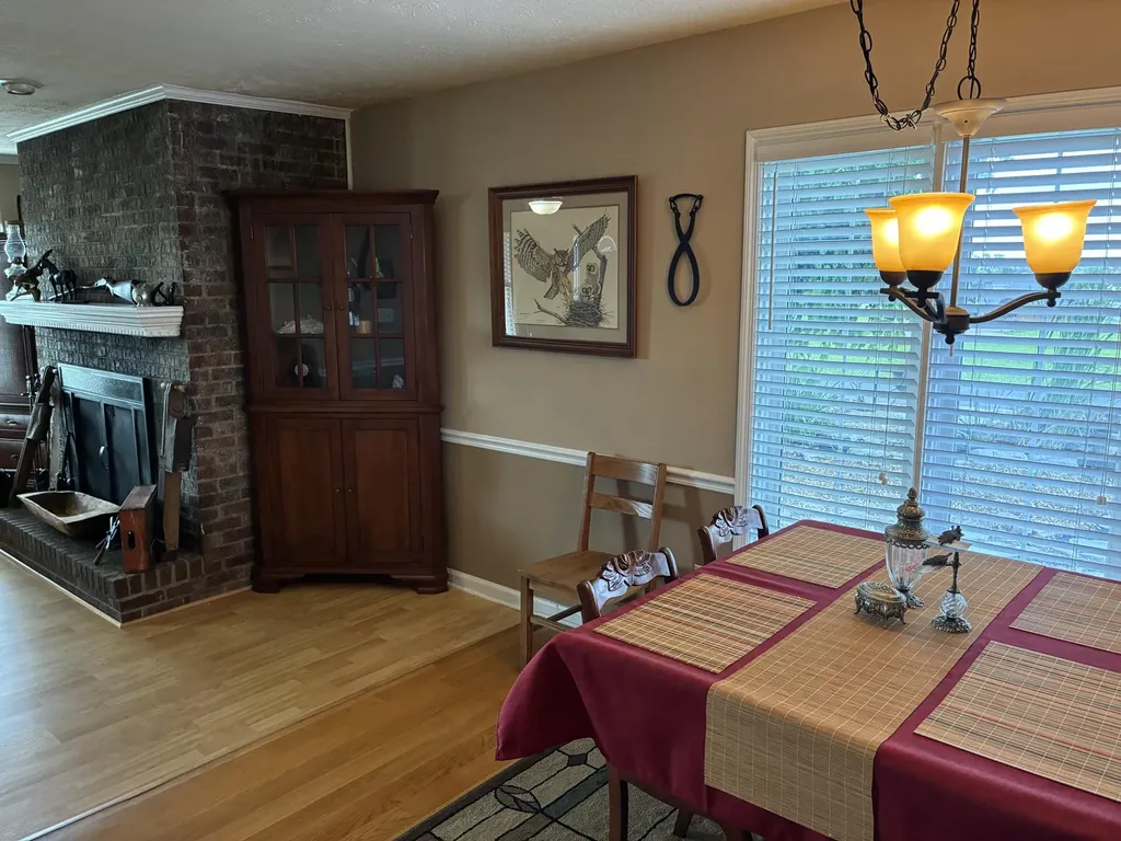 1835 Warwick Road Harrodsburg KY 40330