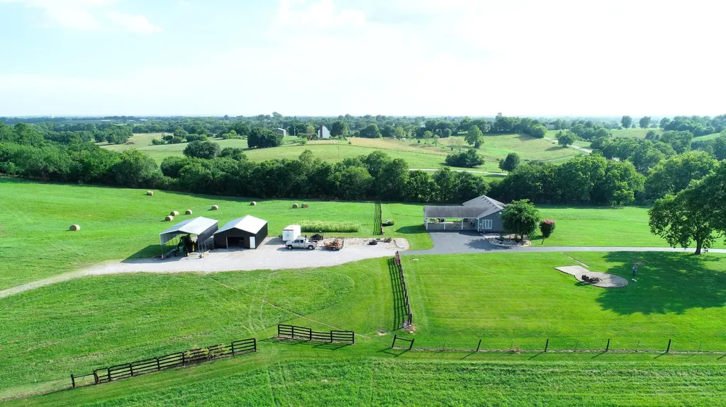 1835 Warwick Road Harrodsburg KY 40330