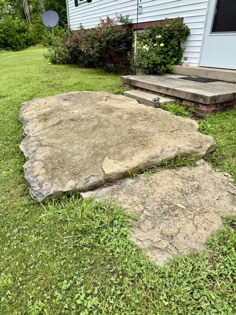 301 T Estes Road Beattyville KY 41311