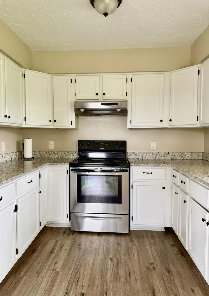 301 T Estes Road Beattyville KY 41311