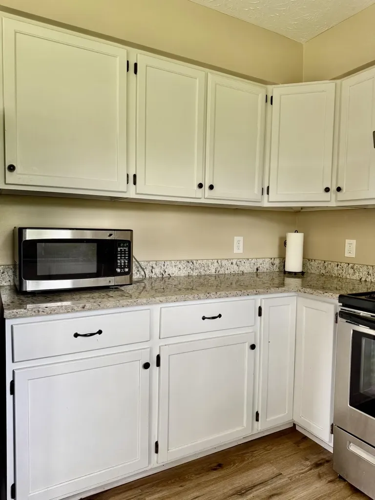 301 T Estes Road Beattyville KY 41311