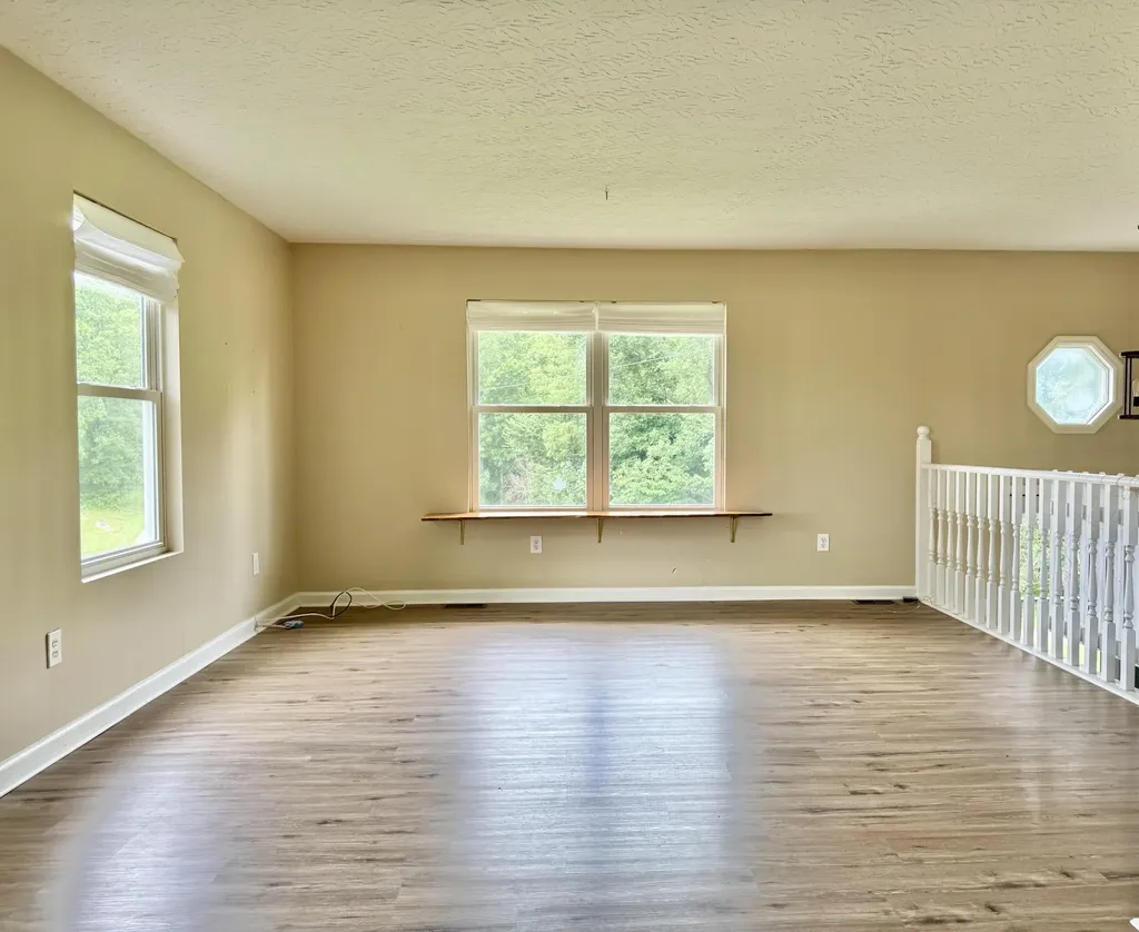 301 T Estes Road Beattyville KY 41311