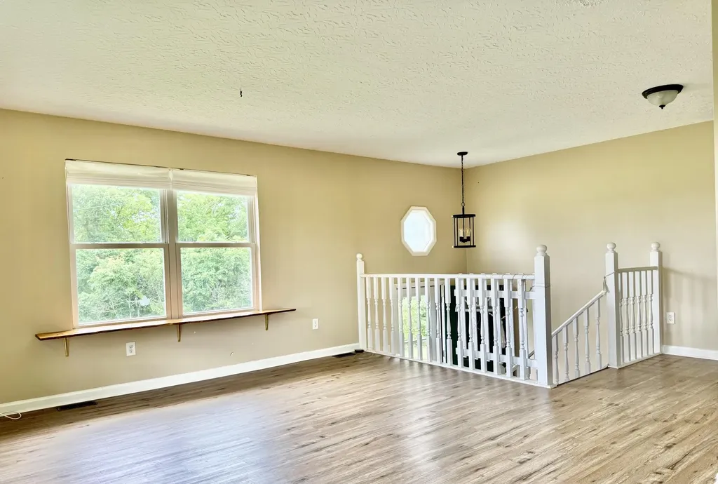 301 T Estes Road Beattyville KY 41311