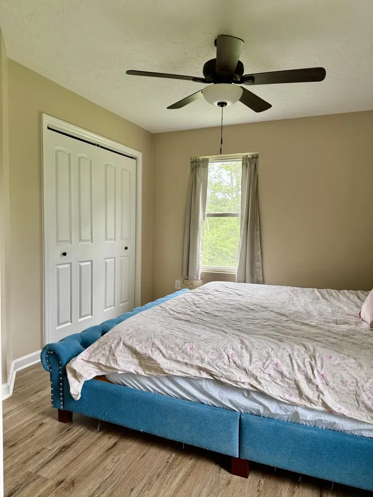 301 T Estes Road Beattyville KY 41311
