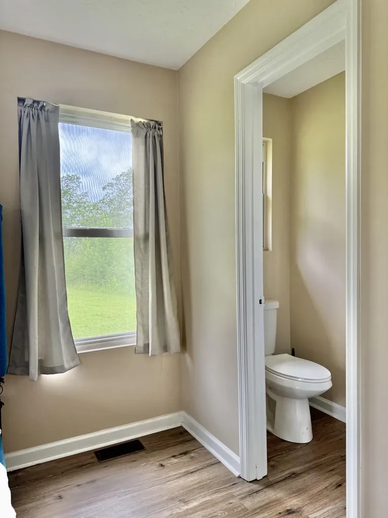 301 T Estes Road Beattyville KY 41311
