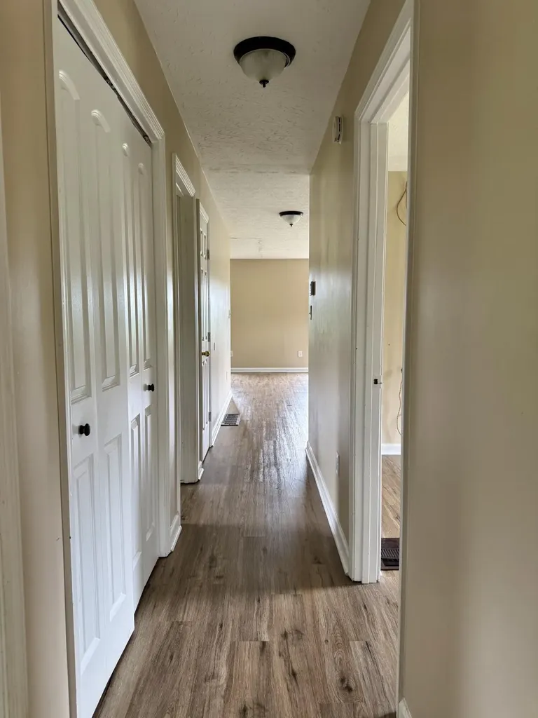 301 T Estes Road Beattyville KY 41311
