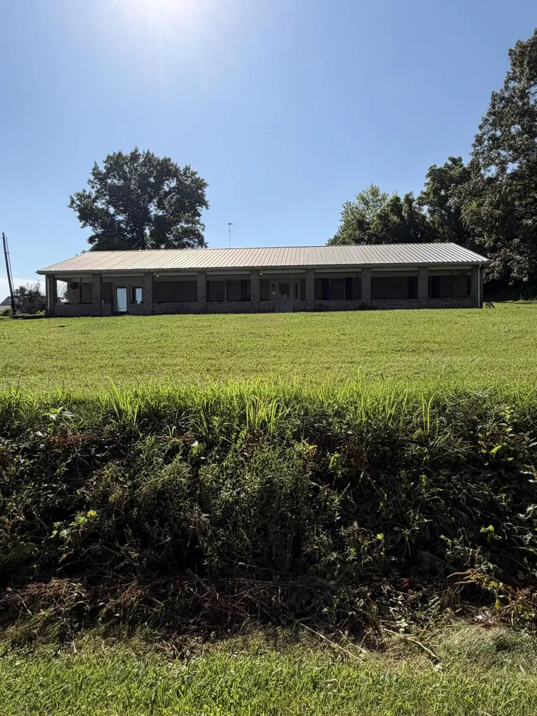155 Maple Street Eubank KY 42567