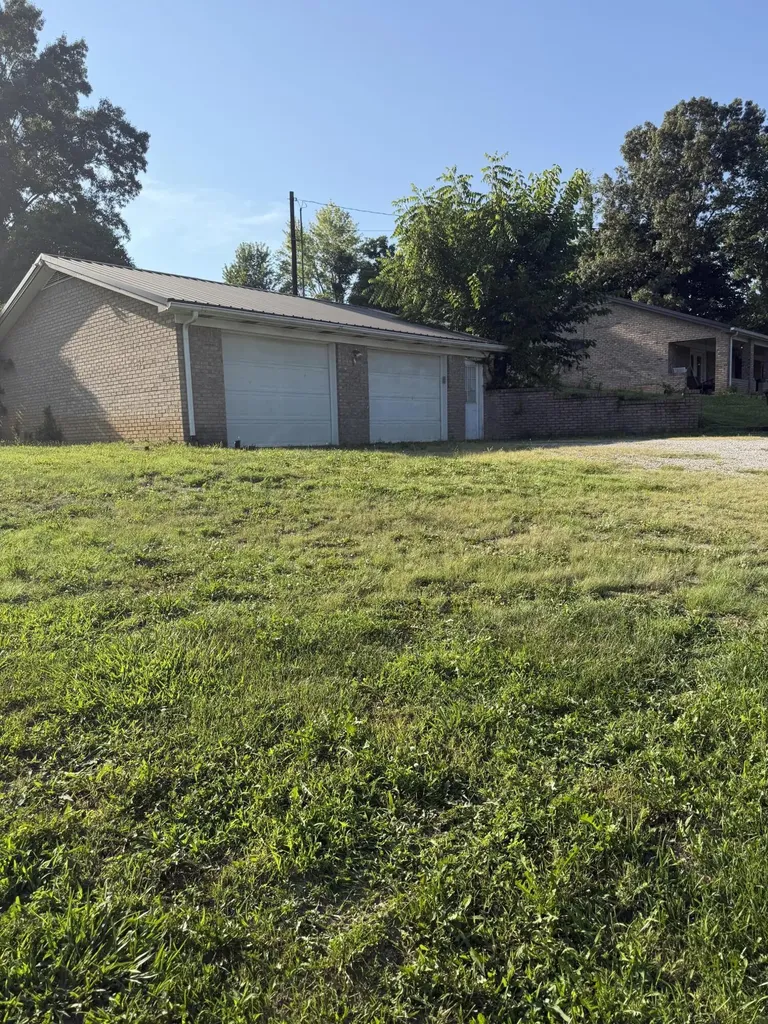 155 Maple Street Eubank KY 42567