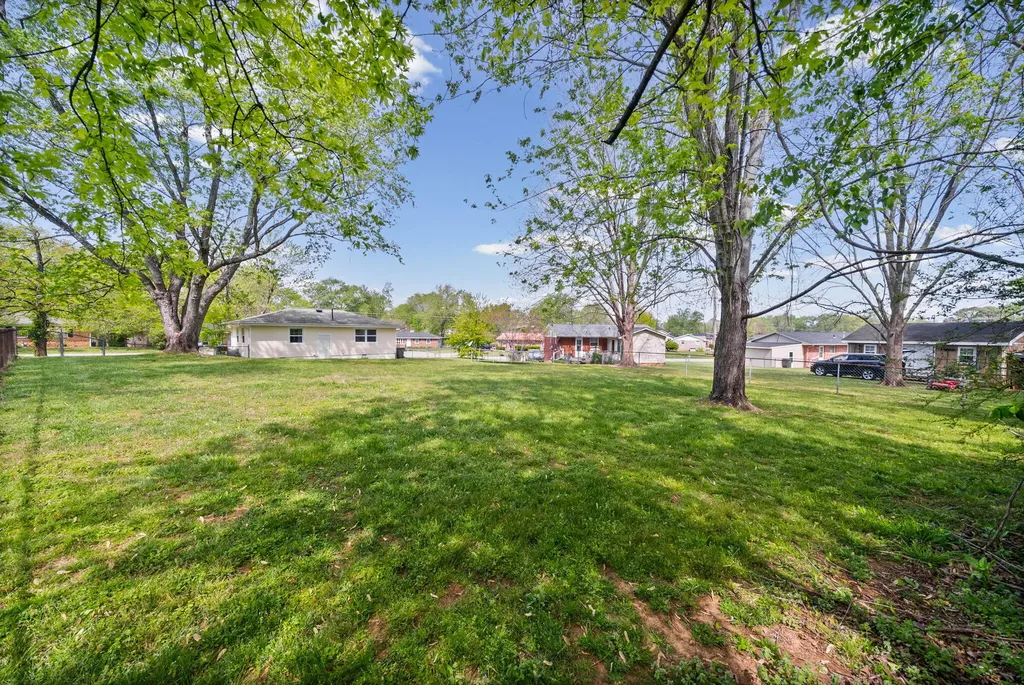 206 Crest Drive Hopkinsville KY 42240