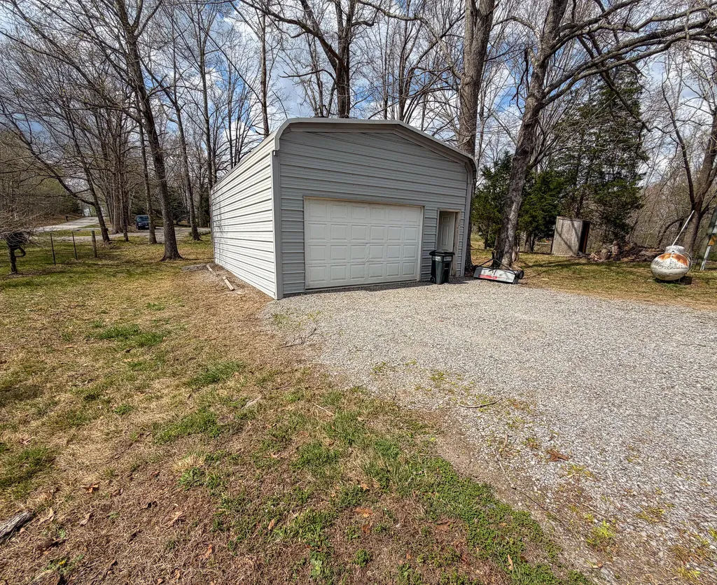 3094 Siloam Road Cadiz KY 42211