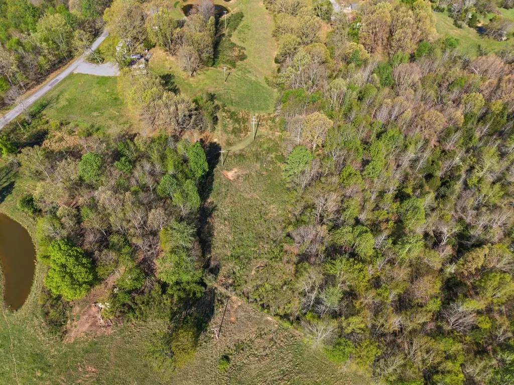 3094 Siloam Road Cadiz KY 42211
