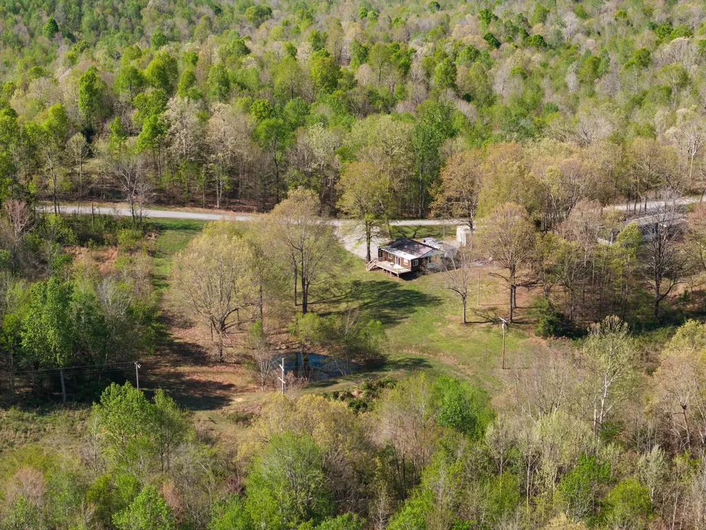 3094 Siloam Road Cadiz KY 42211