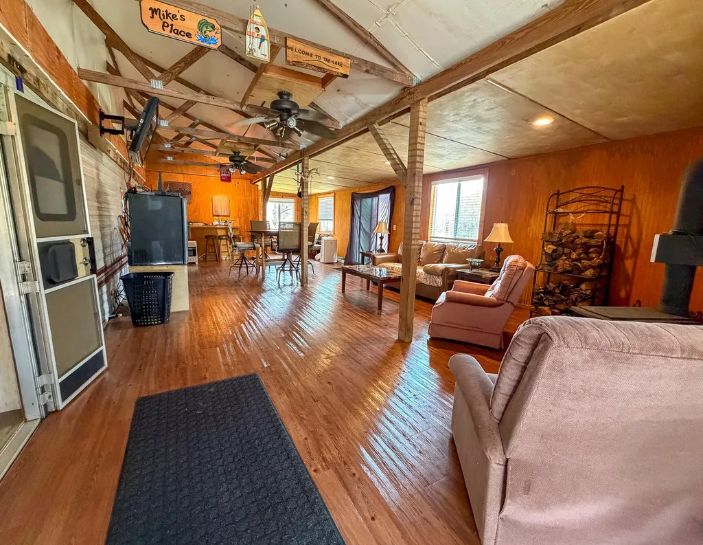 3094 Siloam Road Cadiz KY 42211