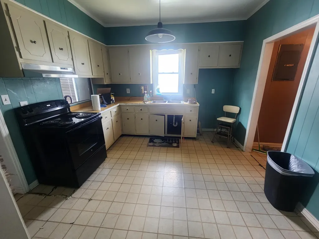 113 Liberty Street Hopkinsville KY 42240