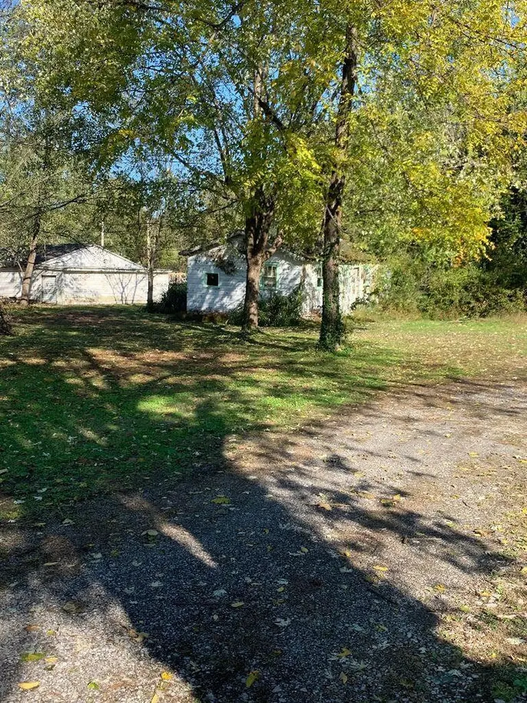 266 Lone Valley Road Gilbertsville KY 42044