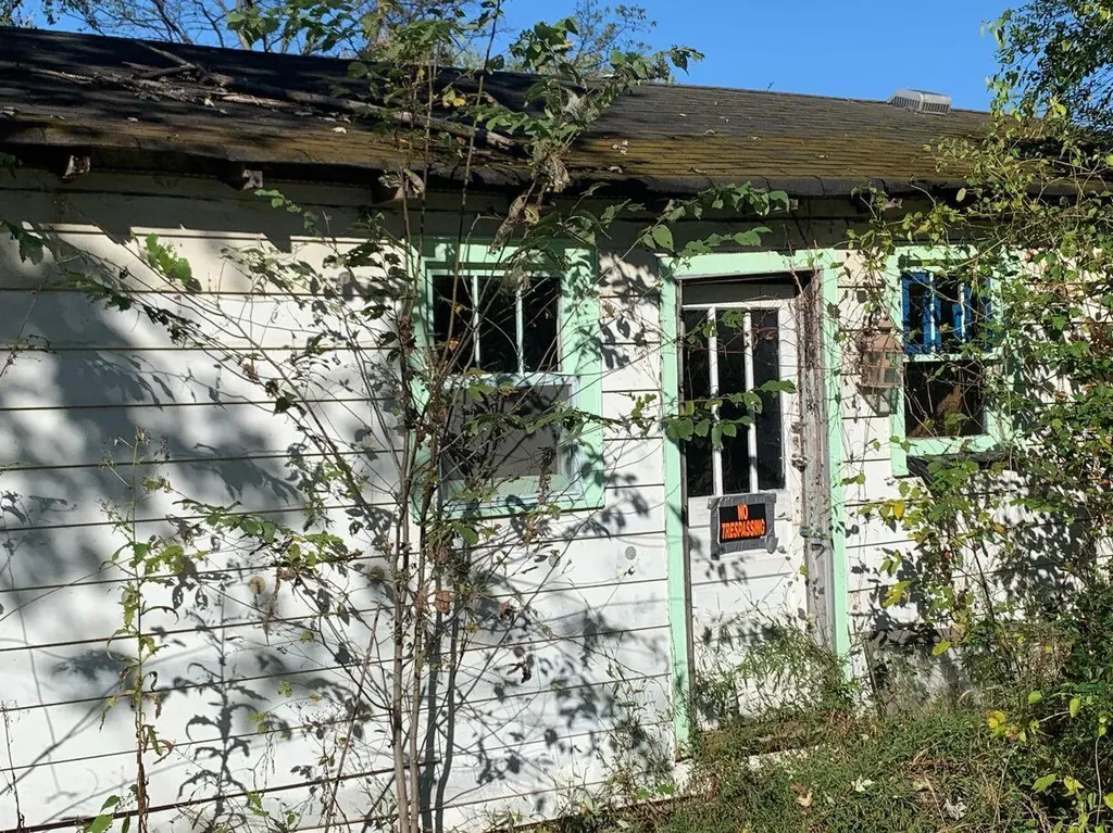 266 Lone Valley Road Gilbertsville KY 42044