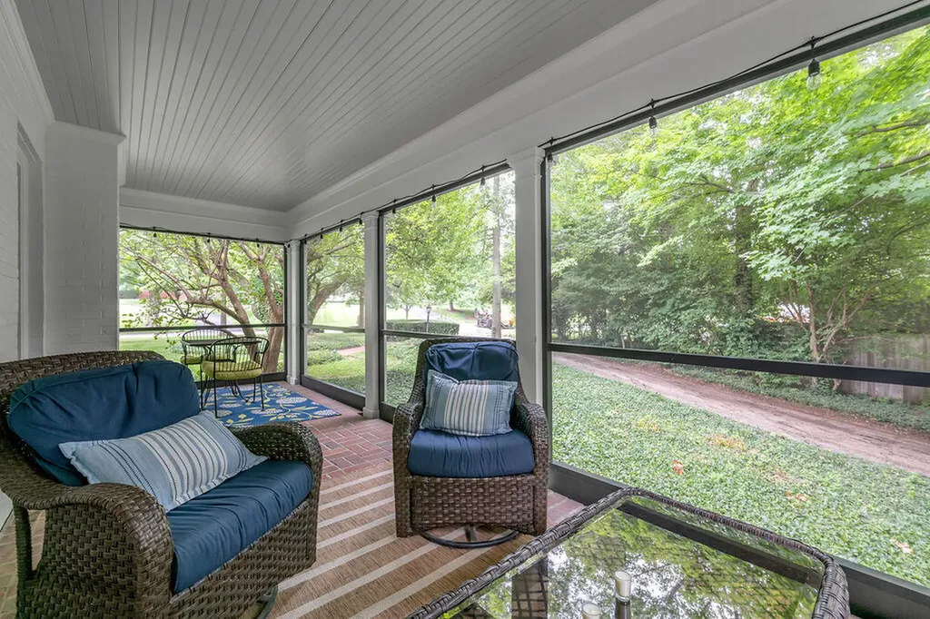1305 Cooper Drive Lexington KY 40502
