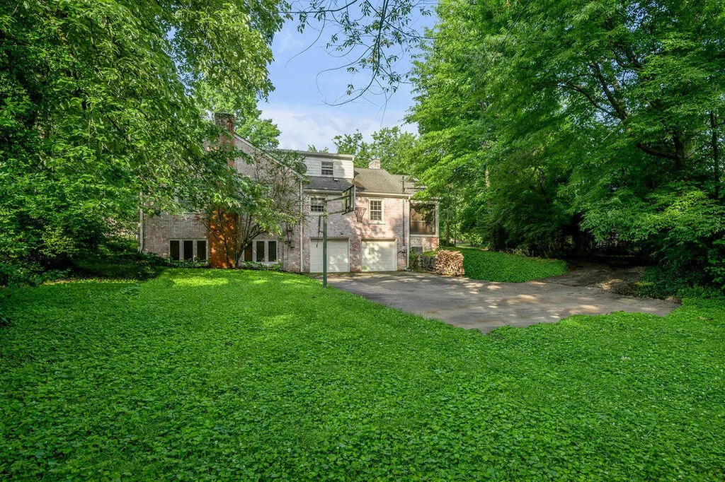 1305 Cooper Drive Lexington KY 40502