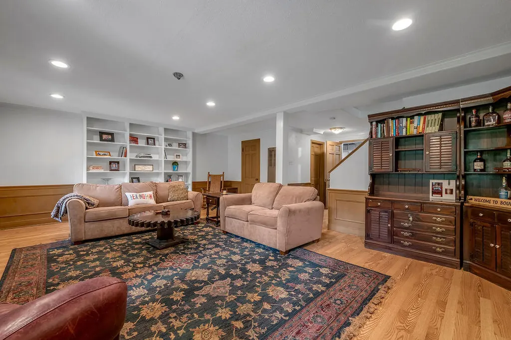 1305 Cooper Drive Lexington KY 40502