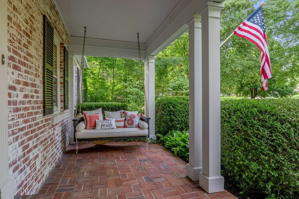 1305 Cooper Drive Lexington KY 40502