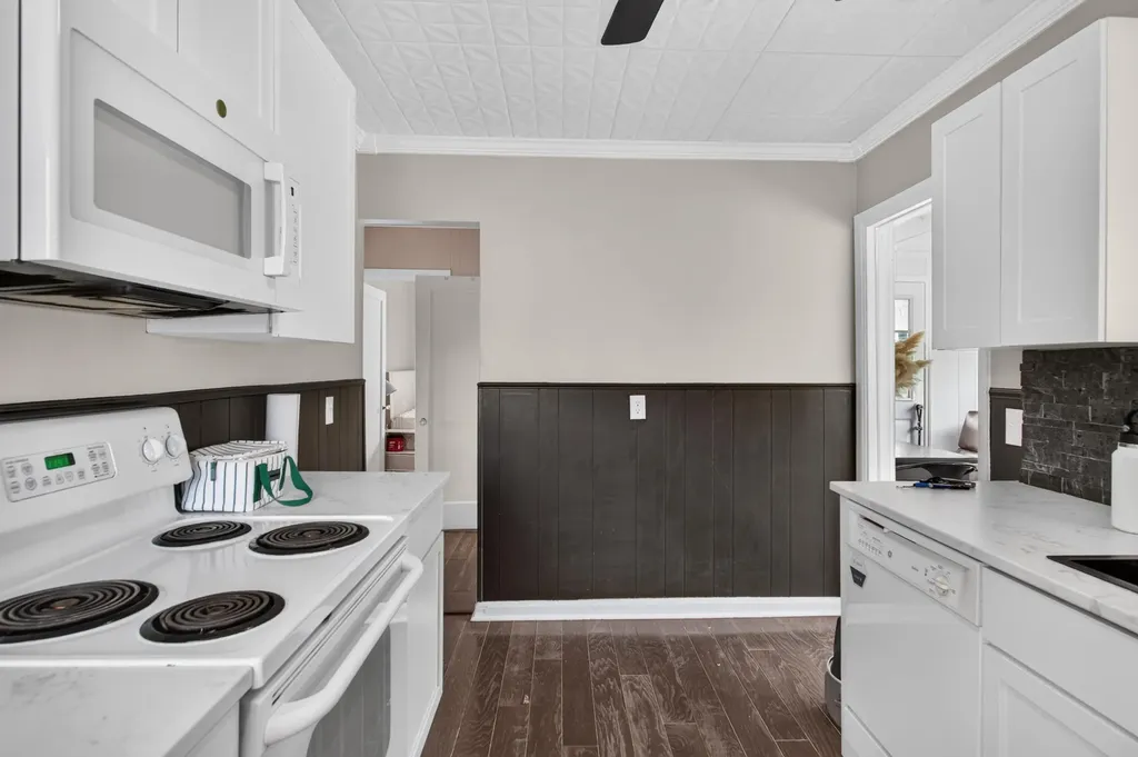 734 Maple Avenue Harrodsburg KY 40330