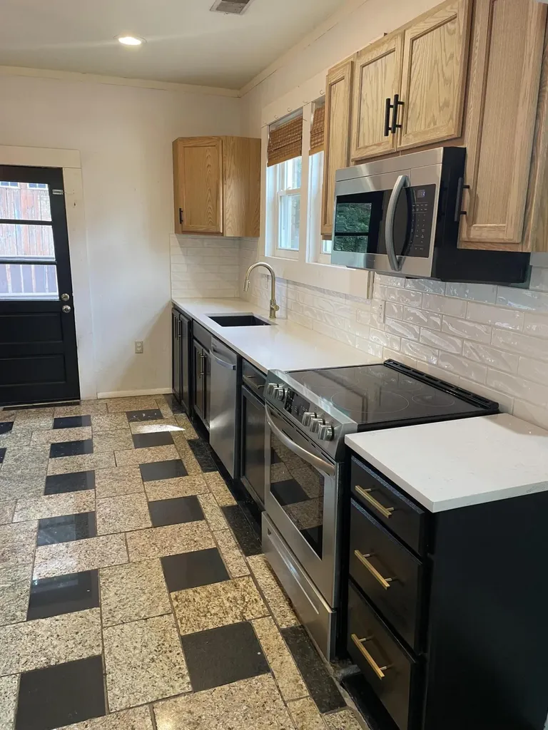 642 Bellaire Avenue Lexington KY 40508
