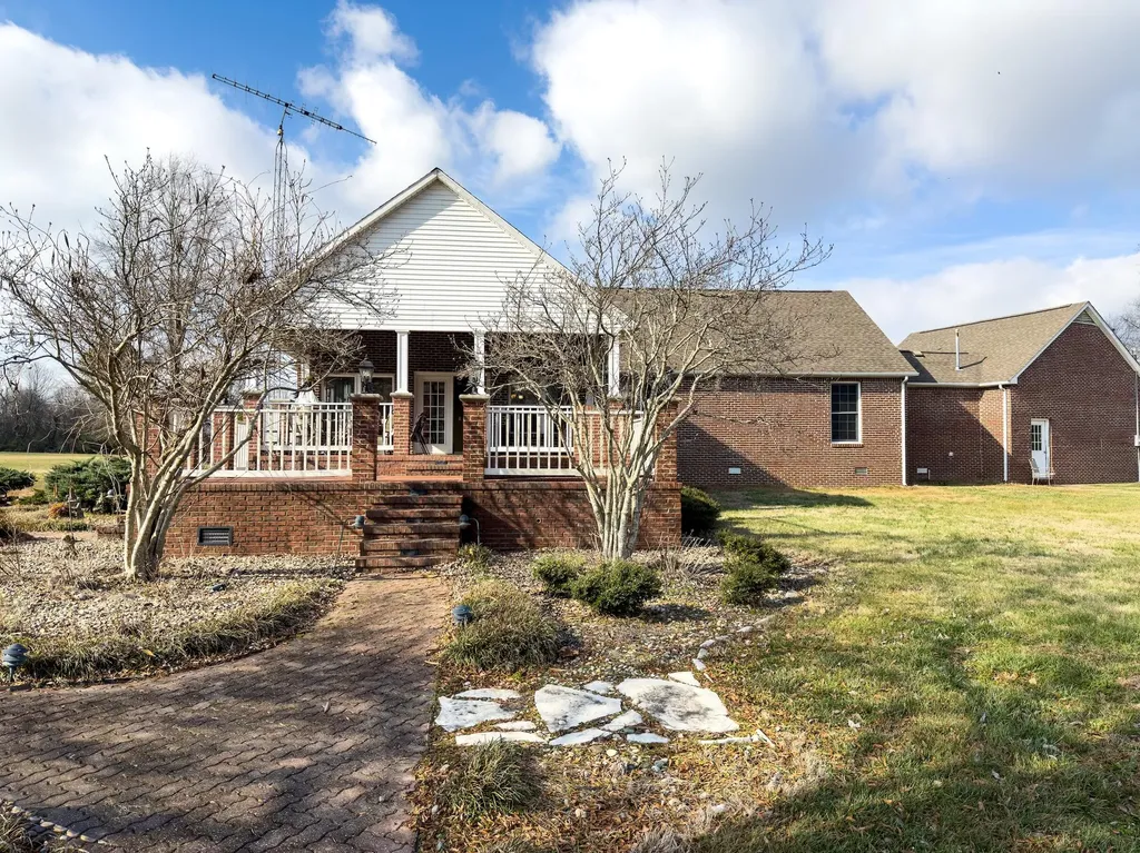 91 Sanders Lane Mayfield KY 42066