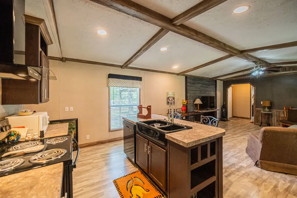 53 Warbler Court Eddyville KY 42038