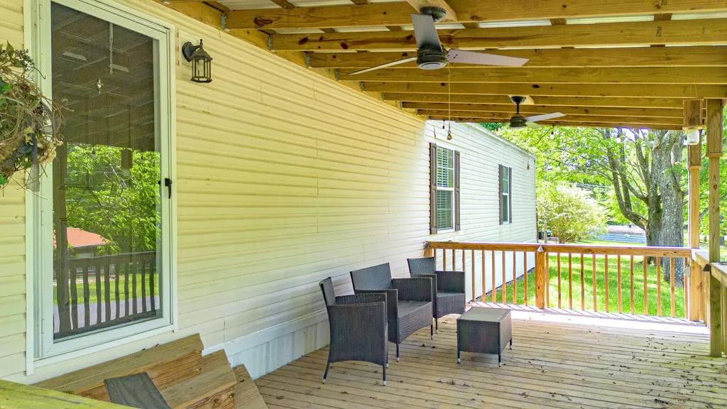 53 Warbler Court Eddyville KY 42038