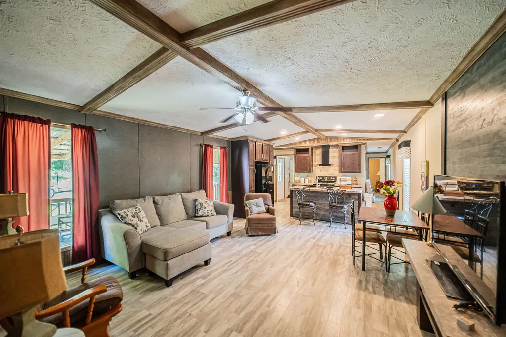53 Warbler Court Eddyville KY 42038