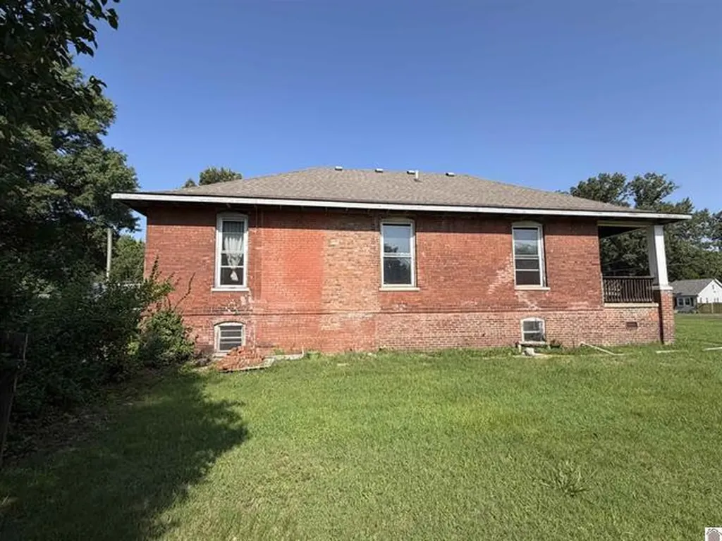 3032 Mayfield Road Paducah KY 42003