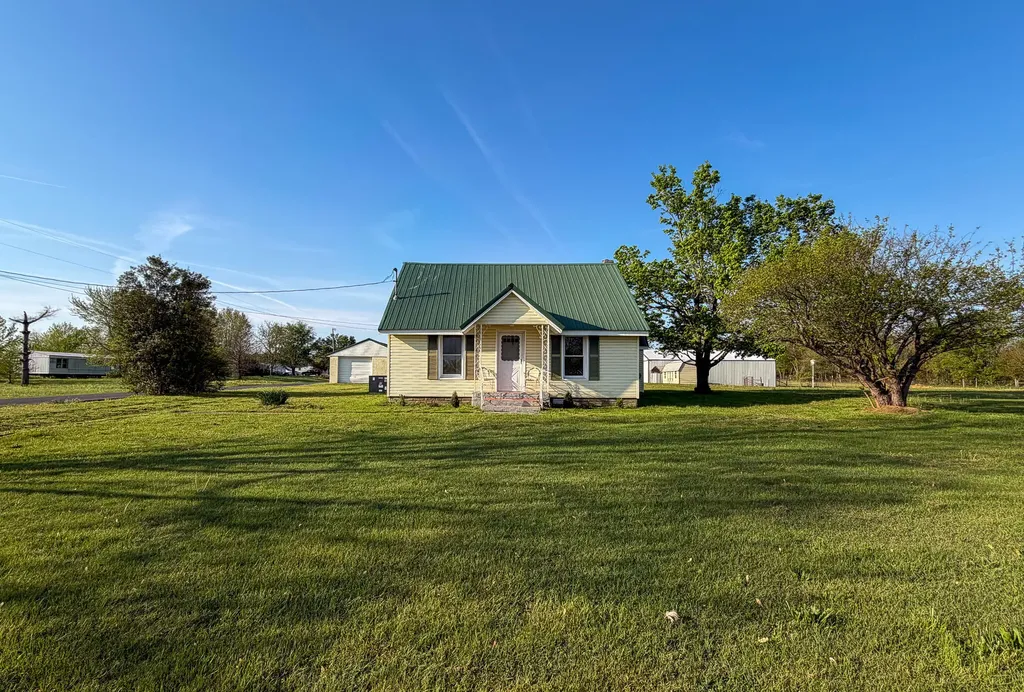 12800 Woodville Road Kevil KY 42053