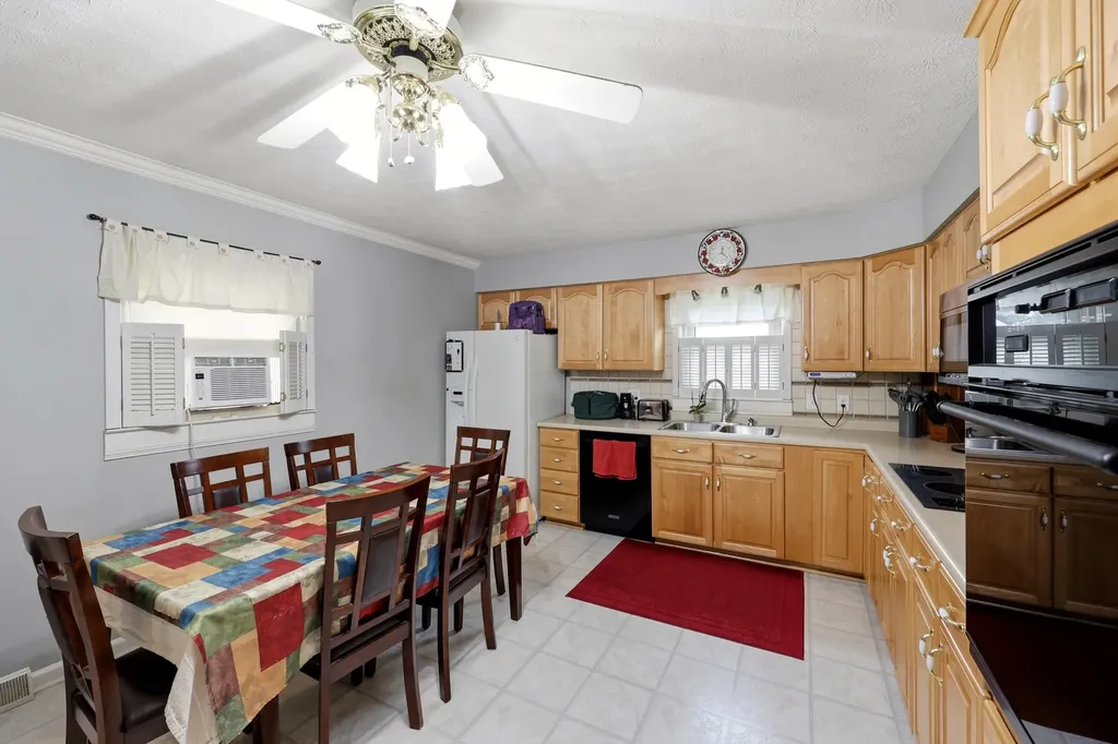 216 Robyn Drive Winchester KY 40391