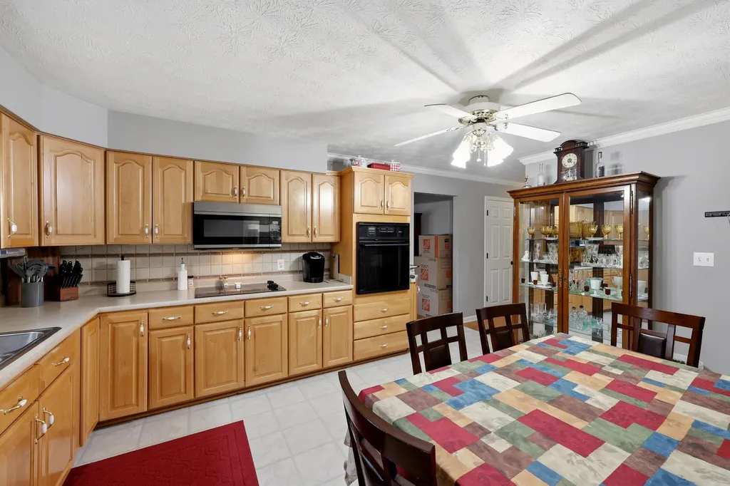 216 Robyn Drive Winchester KY 40391