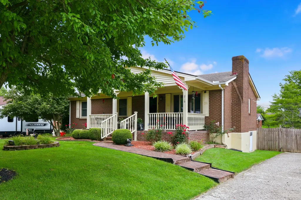216 Robyn Drive Winchester KY 40391