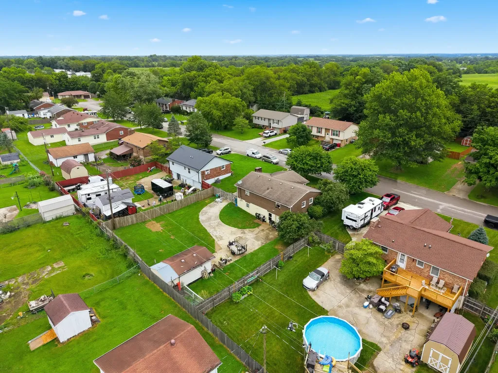 216 Robyn Drive Winchester KY 40391