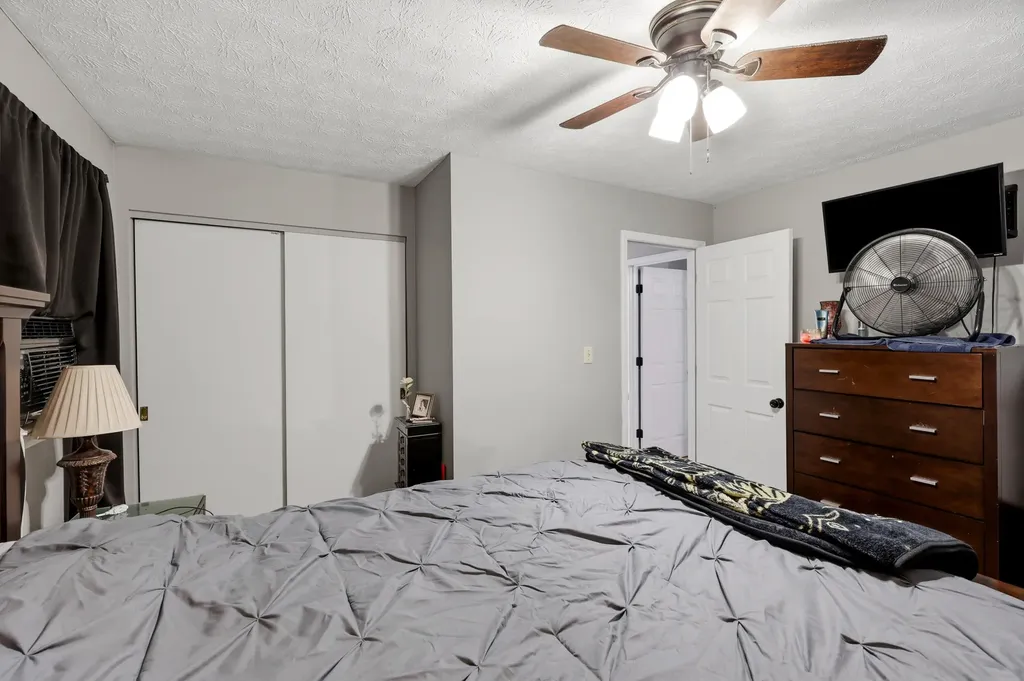 216 Robyn Drive Winchester KY 40391