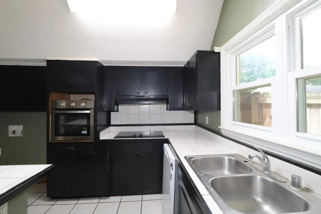 961 Maywick Drive Lexington KY 40504